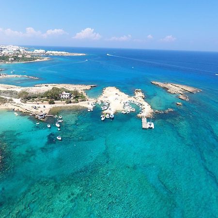 Thalassa Court Sandy Beach Apartment โปรทาราส ภายนอก รูปภาพ